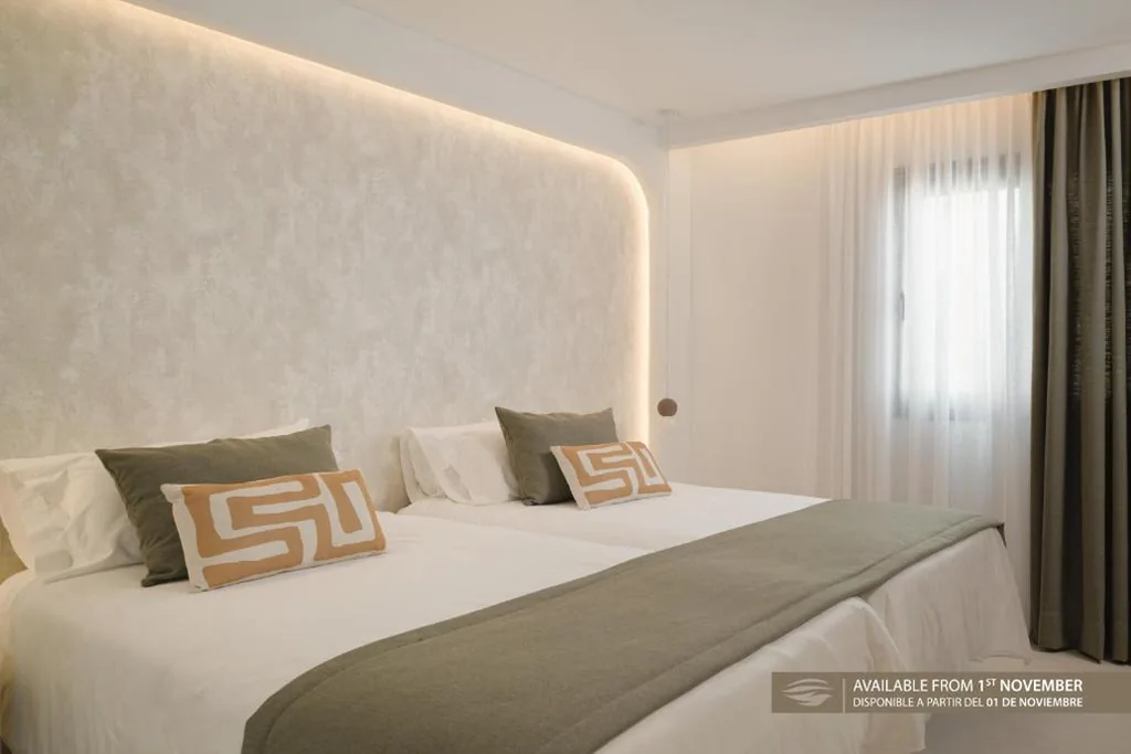 Suite Junior — Sands Beach Resort