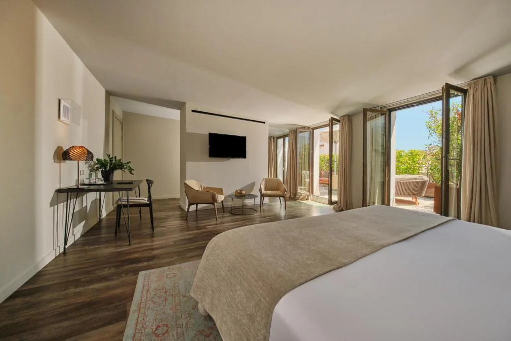 Suite con terraza — Sant Jaume Design Hotel