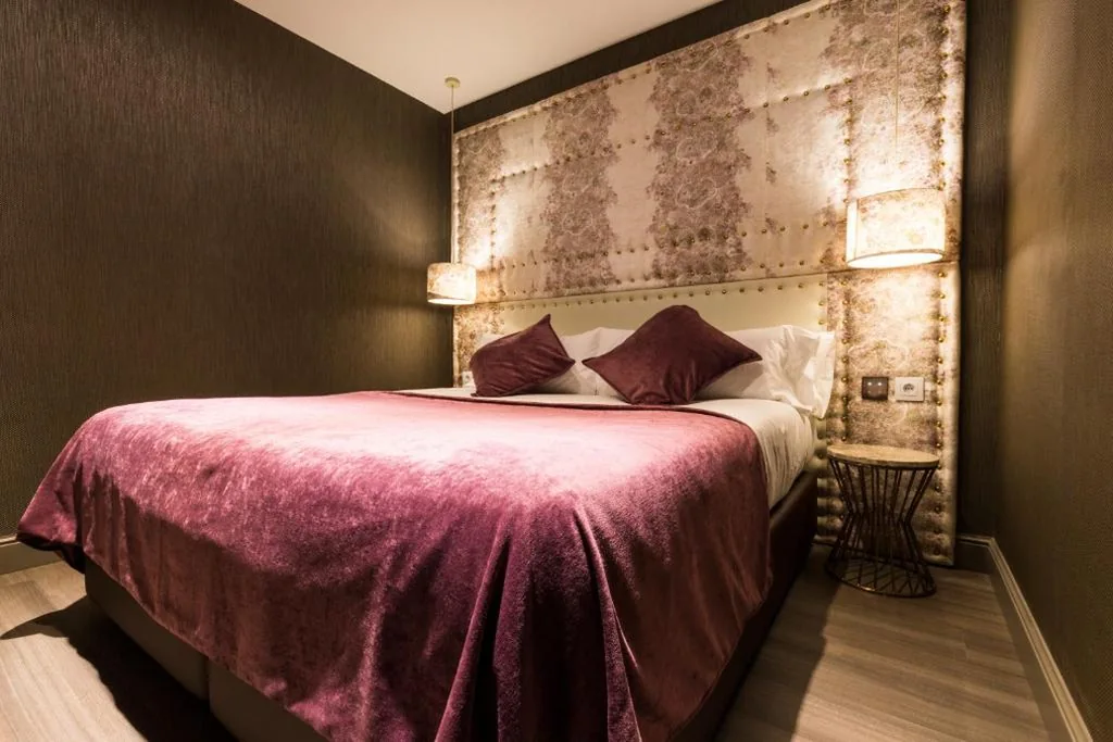 Kleines Doppelzimmer — Sant Jordi Boutique Hotel