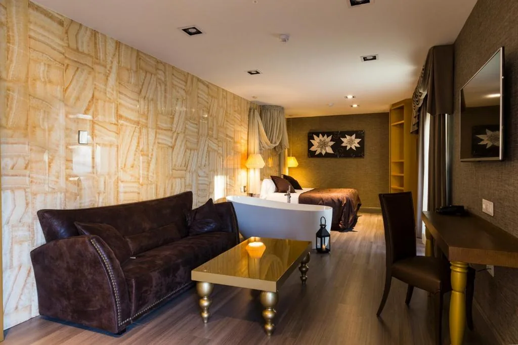 Suite — Sant Jordi Boutique Hotel