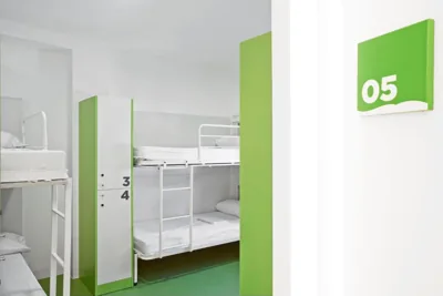 Sant Jordi Hostels Gracia — Foto 3