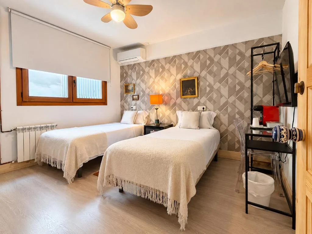 Habitación Doble con baño privado - 2 camas — Santa Rita Rita B&Boutique