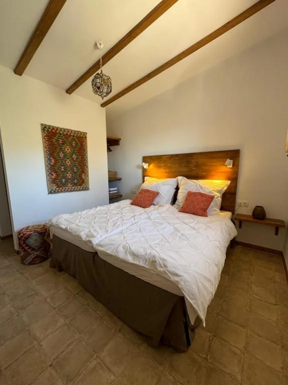 Habitación Doble con vistas al jardín — Santa Teresa Bed & Breakfast Andalusien