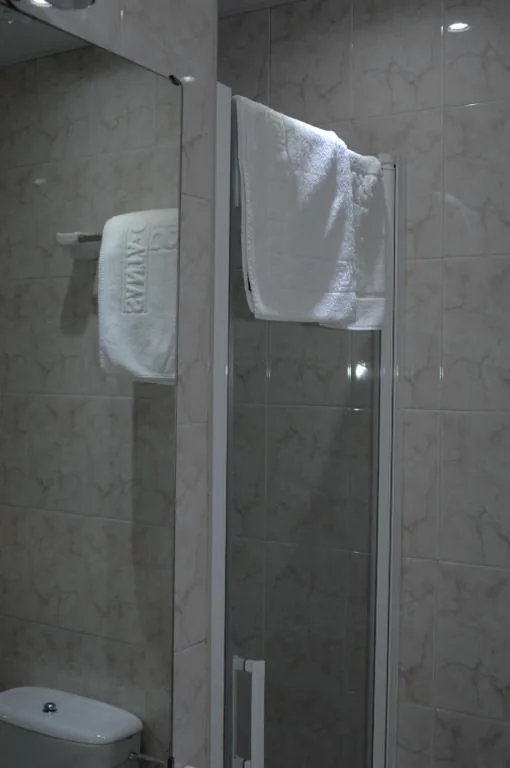 Habitación Triple — Santacruz
