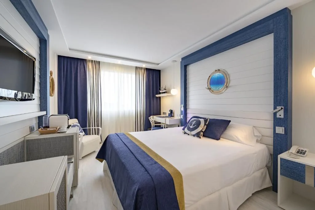 Habitación Familiar Deluxe — Santemar