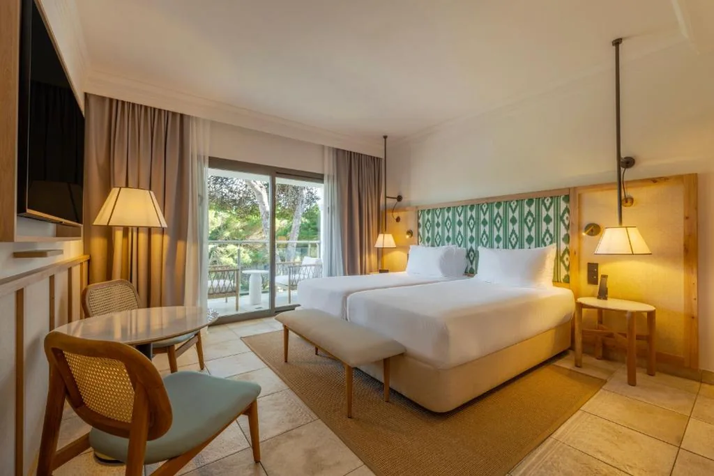 Deluxe-Doppelzimmer – 2 Betten — Sarena de Muro Resort Mallorca, part of Destination by Hyatt