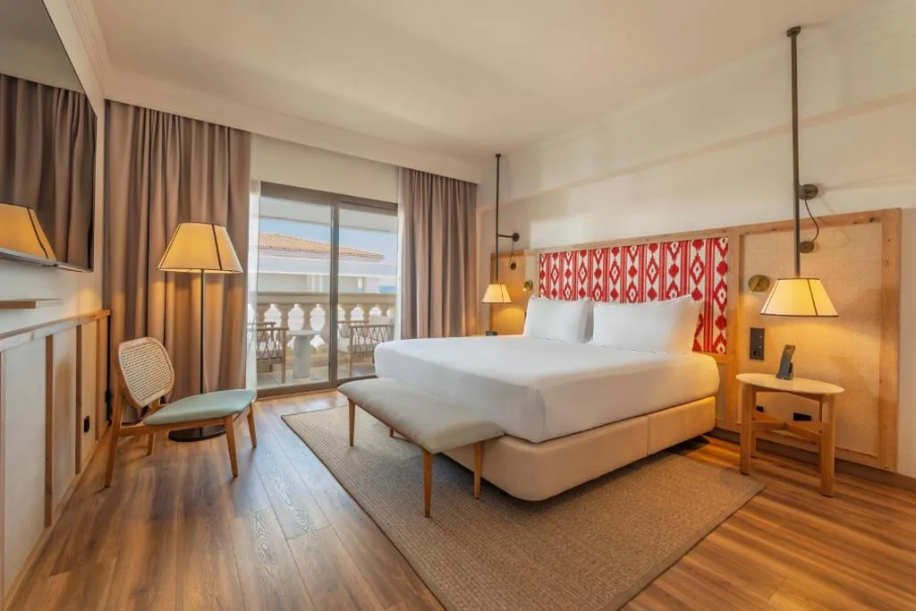 Suite mit 1 Schlafzimmer und seitlichem Meerblick — Sarena de Muro Resort Mallorca, part of Destination by Hyatt