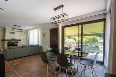 SARREN Villa Pool — foto 4