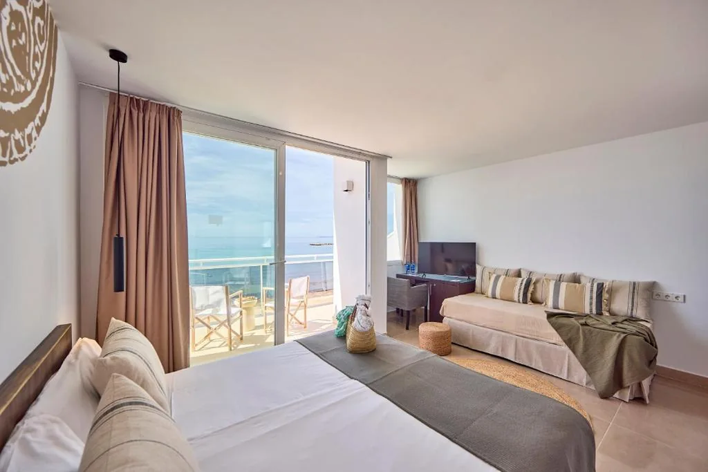 Mandala Deluxe con vista mare e terrazza — Sauló by Puro