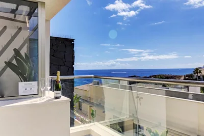 SEA VIEW I POOL I PRIVATE GARAGE I WI-FI I WINE l COFFEE — foto 3