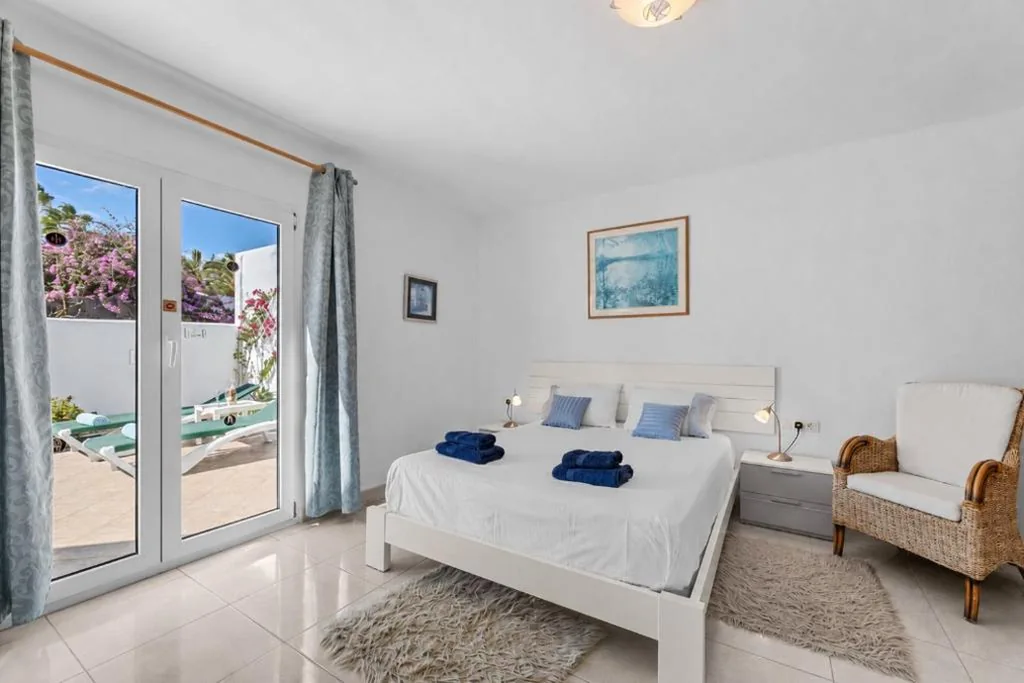 Sea View Villa, Pool & 2 min to Beach