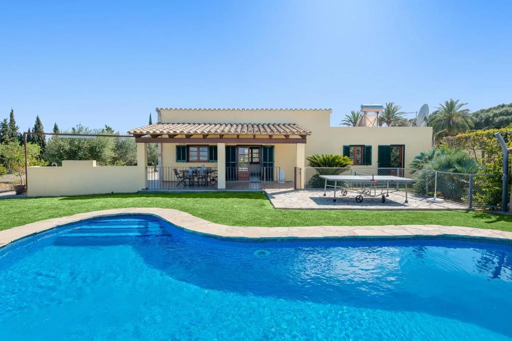 Three-Bedroom Villa — Sea Views Villa, Pou d'Ambroitx, With Pool and Garden in Alcudia