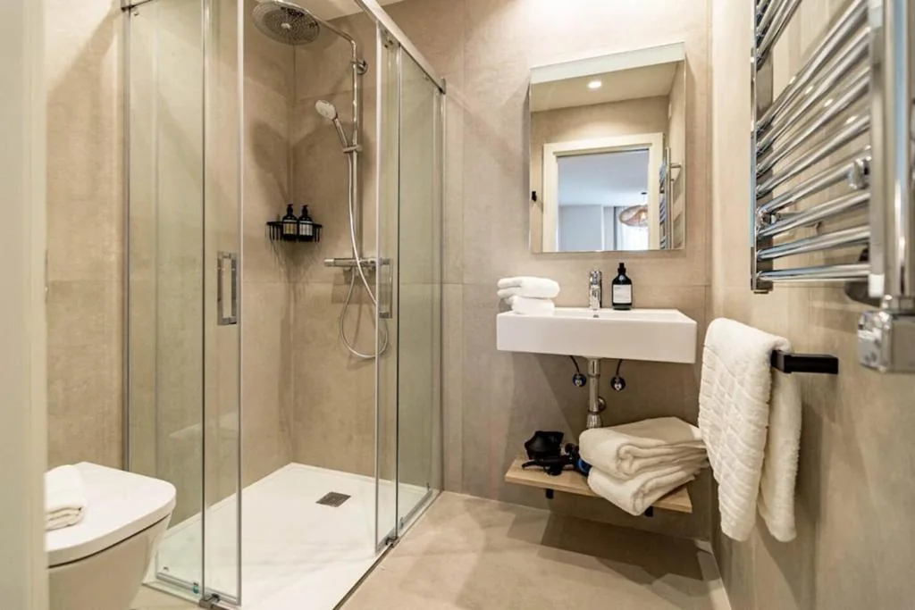 Apartamento de 1 quarto com varanda — Seaclub Suites Complex Listings