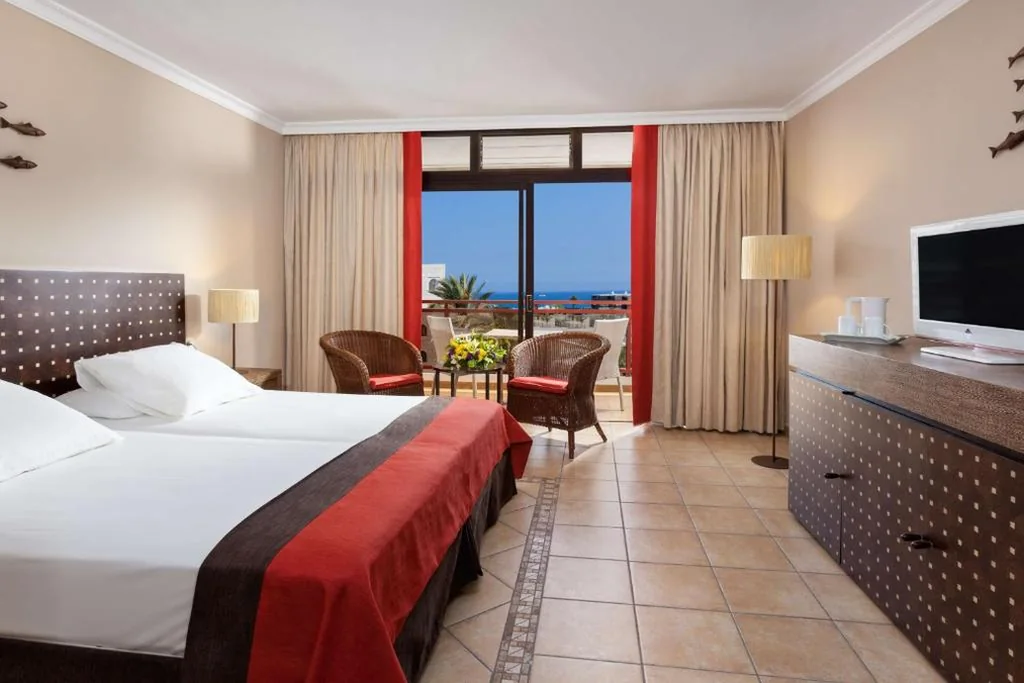 Superior Doppelzimmer – 1 oder 2 Betten — Seaside Sandy Beach