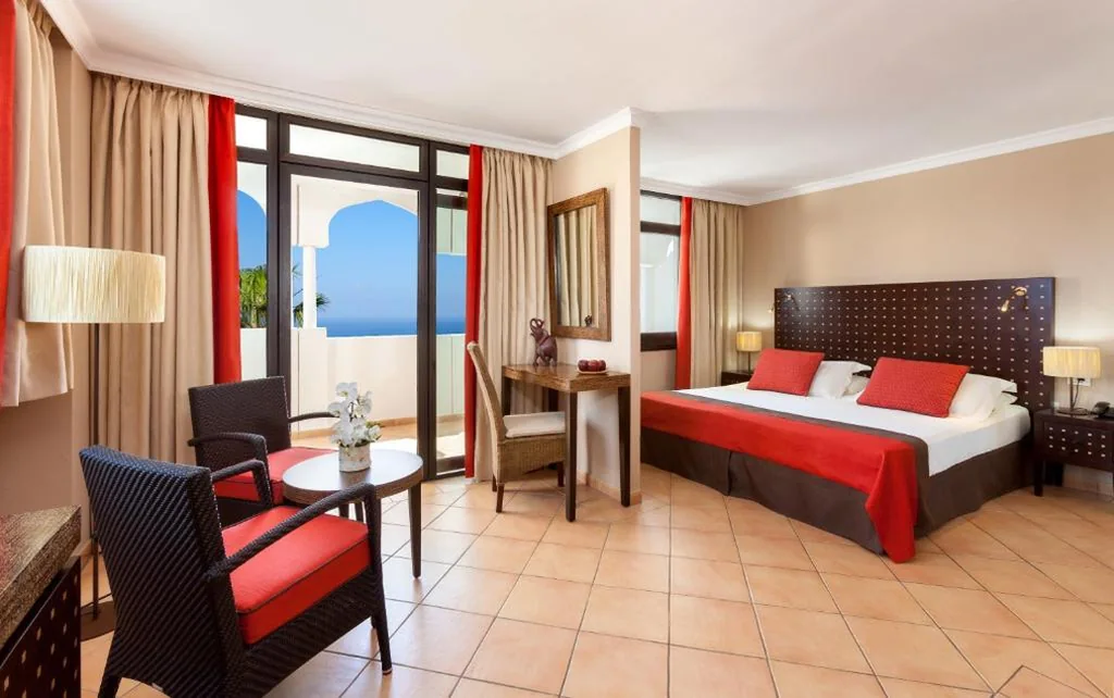 Junior Suite — Seaside Sandy Beach