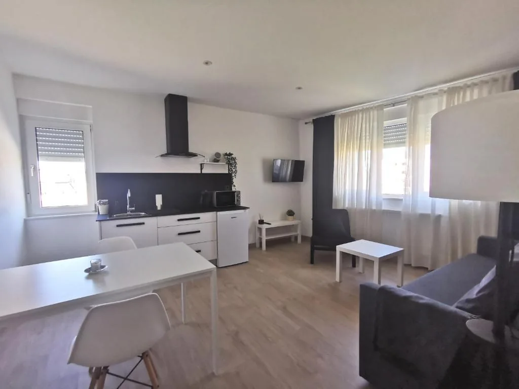 Apartment mit 2 Schlafzimmern — Seijo