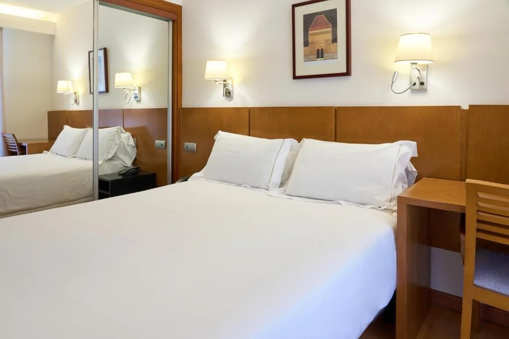 Single Room — Senator Granada