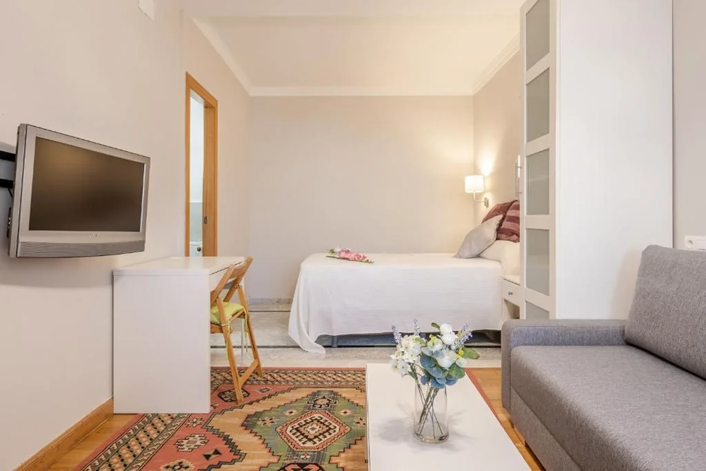 Habitación Doble con vistas al jardín — Senderos de la Alhambra