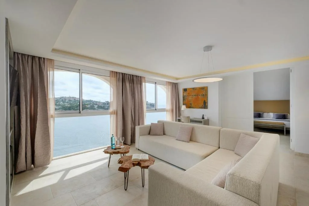 Apartamento de lujo con vistas al mar — Sentido Fido Punta del Mar Hotel & Spa - Adults Only