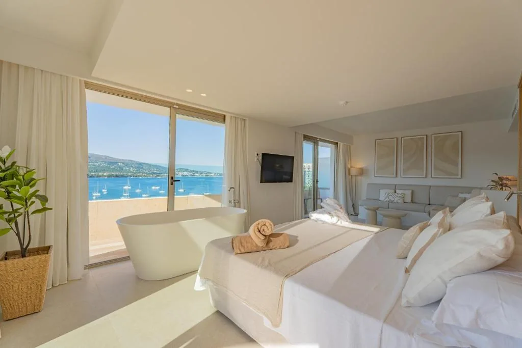 Suite Deluxe con vista mare — Seramar Hotel Comodoro Playa