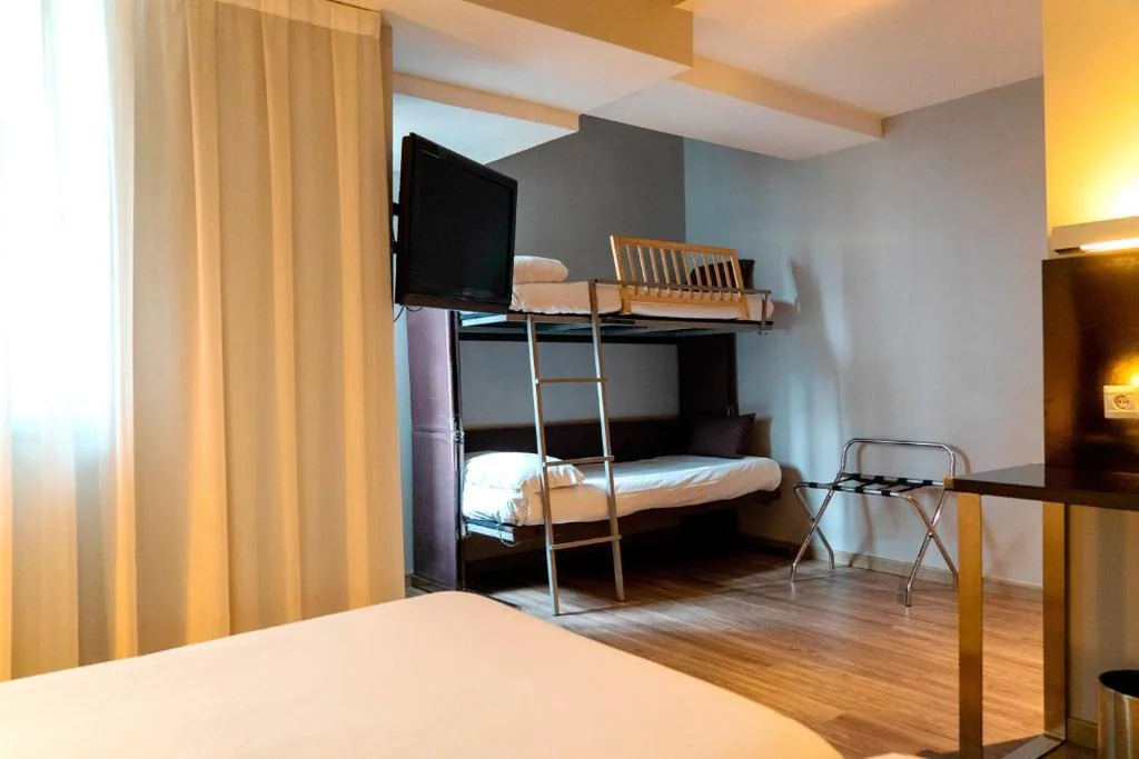 Habitación Familiar — Sercotel Córdoba Medina Azahara