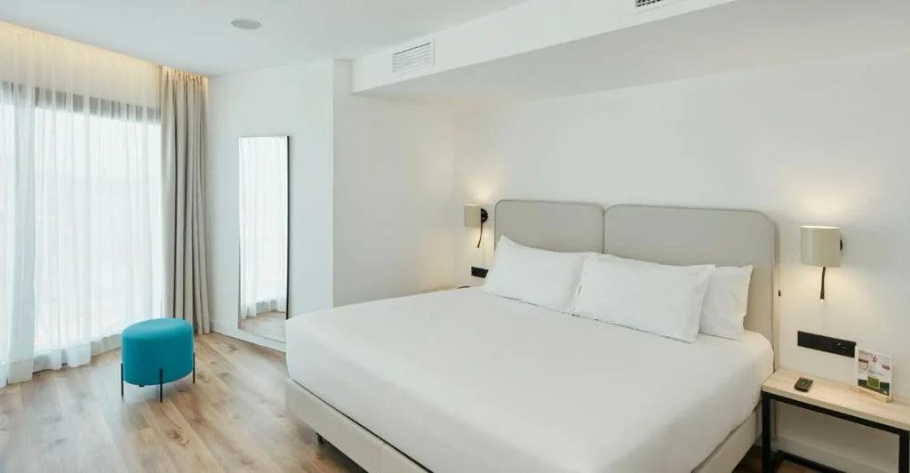 サイドシービュー付きスーペリアダブルルーム — Sercotel Cruz Del Mar