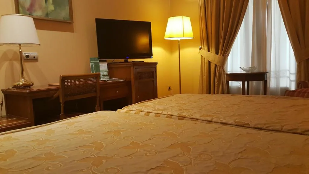 Double Room with Spa Access - 1 or 2 Beds — Sercotel Guadiana