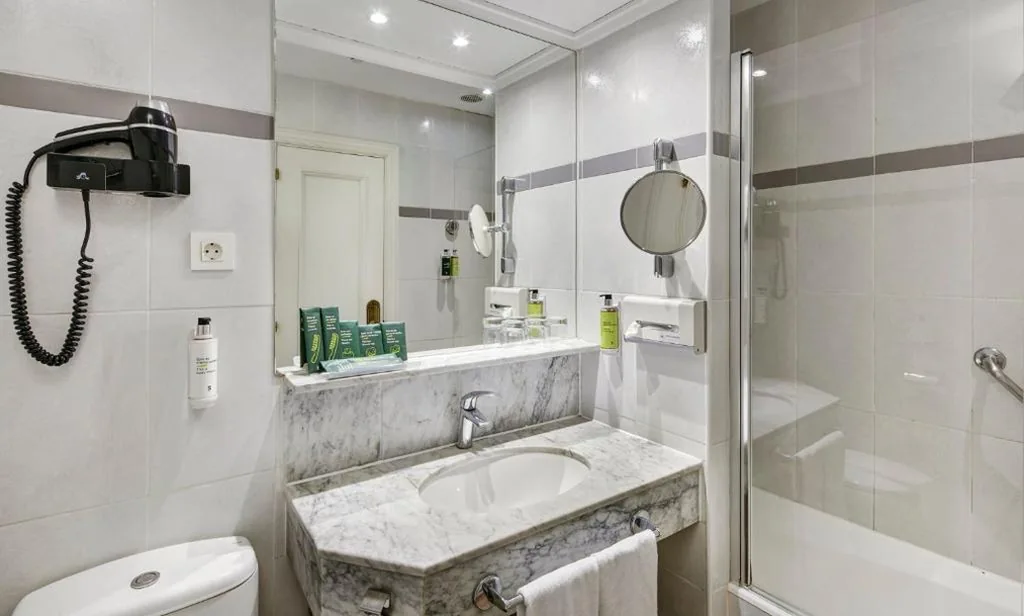 Habitación Doble - 2 camas — Sercotel Hotel Europa