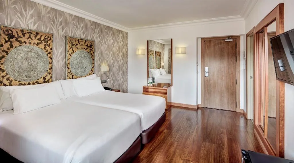 Habitación Doble - 2 camas — Sercotel Hotel President