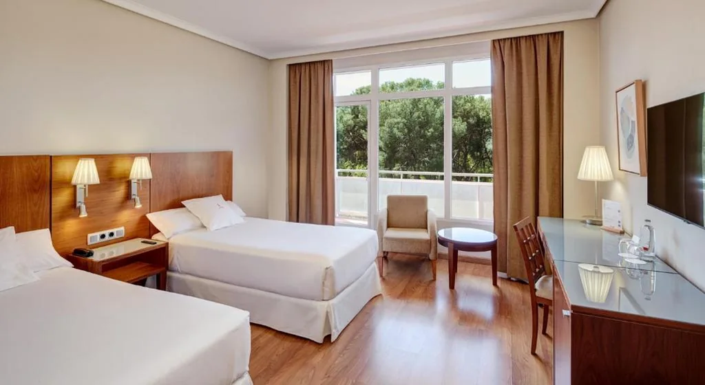 Doppelzimmer mit 2 Betten — Sercotel Los Llanos