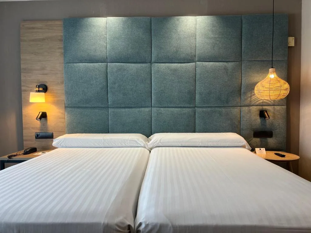 Superior tweepersoonskamer met uitzicht op de stad - 1 of 2 bedden — Sercotel Maya Alicante