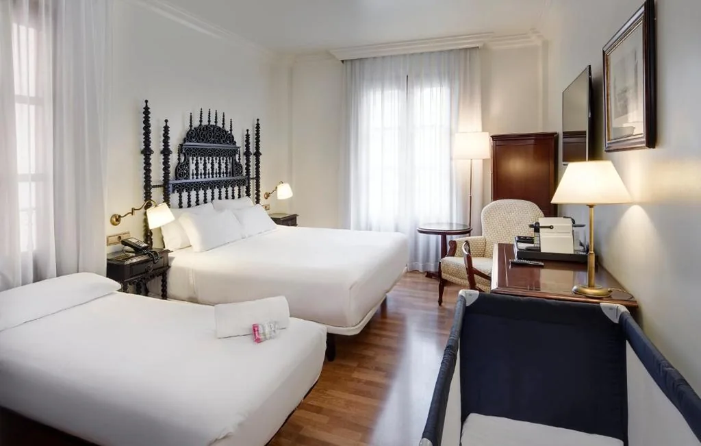 Camera doppia con letto supplementare — Sercotel Palacio de los Gamboa