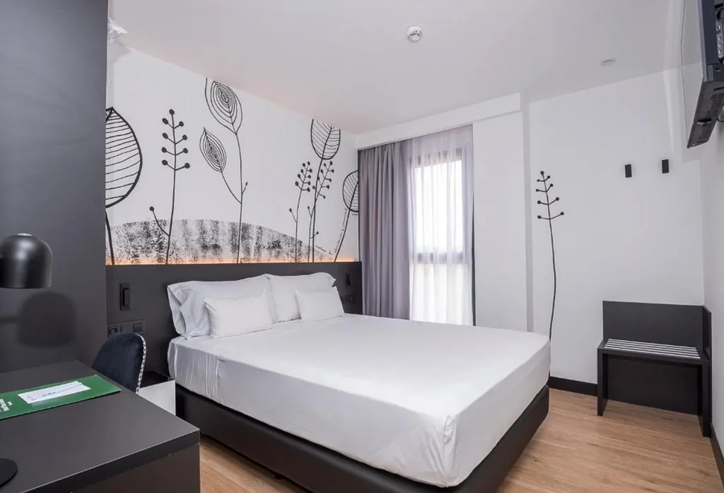 Appartement met terras — Sercotel Plana Suites