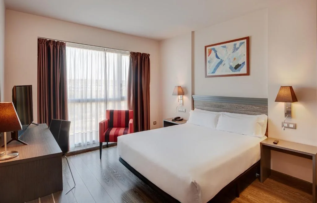 Habitación Doble - 1 o 2 camas — Sercotel Plaza Feria