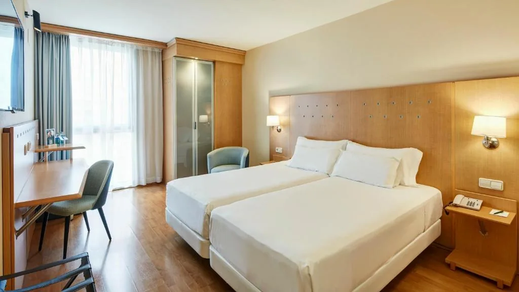 标准双床间 — Sercotel Porta Barcelona