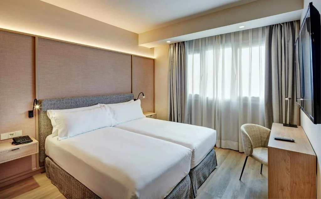 Standard Double Room — Sercotel Pozuelo