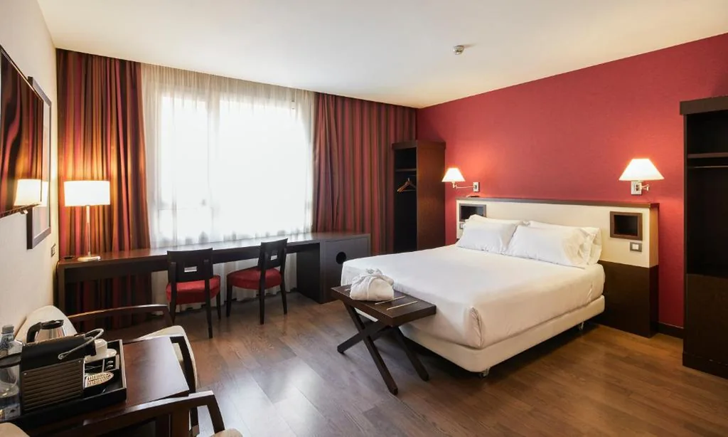 Camera doppia con 1 letto supplementare — Sercotel Sant Boi
