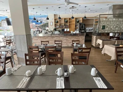 Sercotel Tribuna Málaga — foto 4