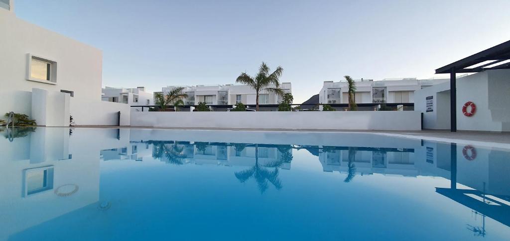 Serena Holiday Homes by LIVVO