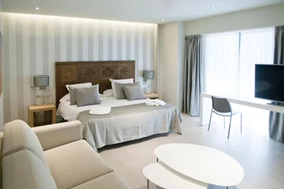 Serennia Exclusive Rooms — foto 2