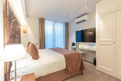 Serennia Fira Gran Via Exclusive Rooms — photo 2
