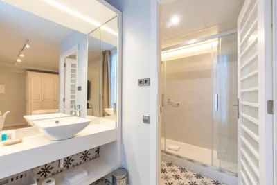 Serennia Fira Gran Via Exclusive Rooms — photo 8
