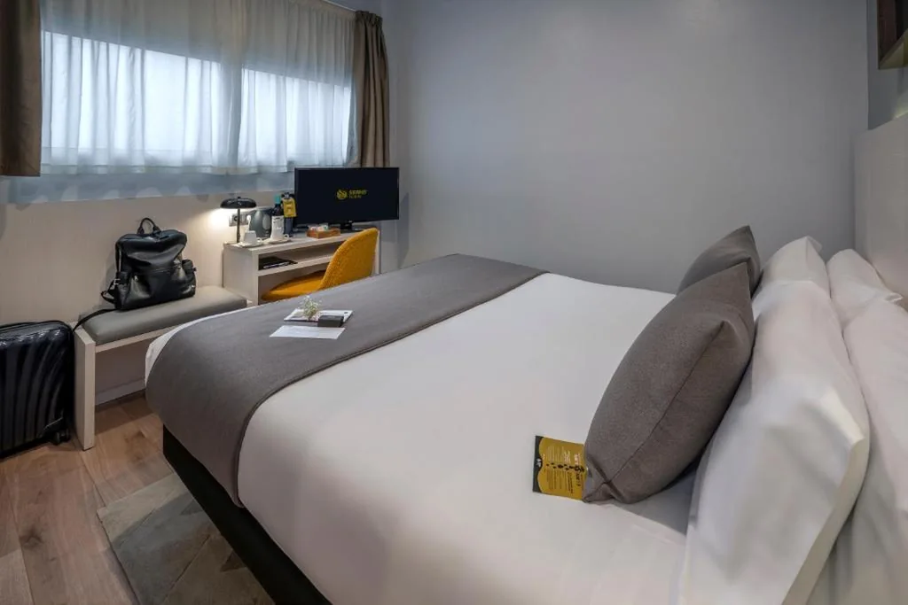 Kleine tweepersoonskamer — SERHS Carlit Boutique Hotel