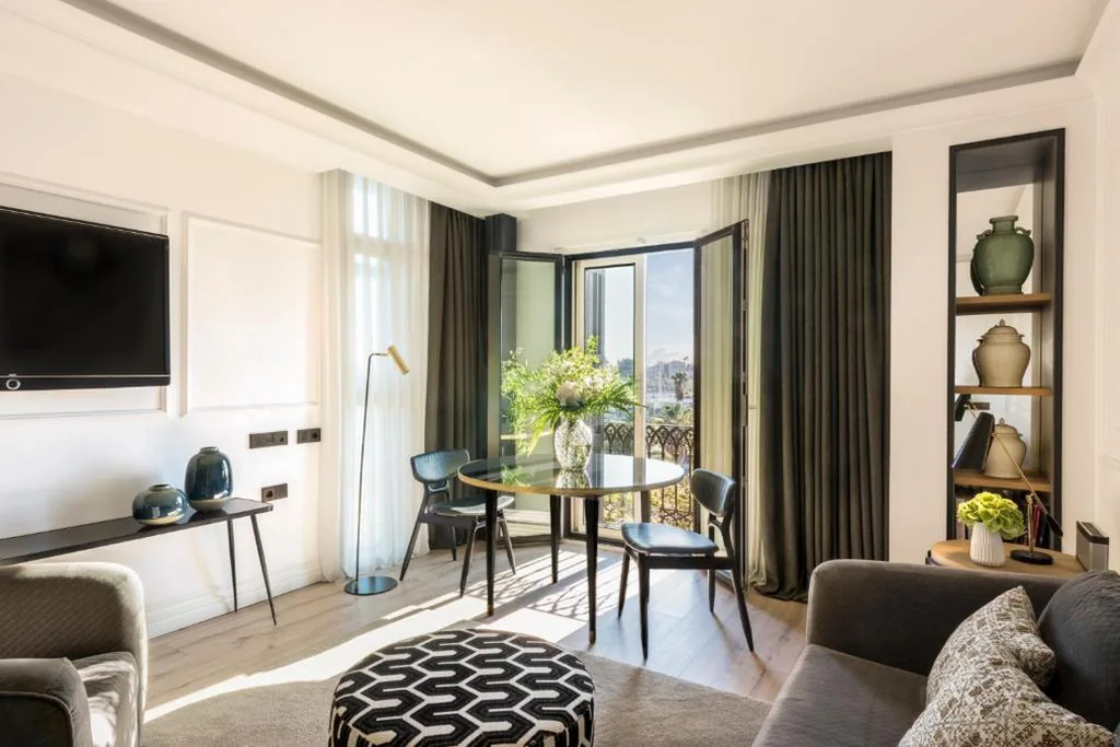 Suite con vistas al mar — Serras Barcelona