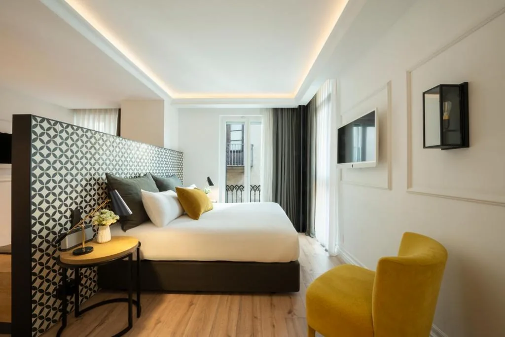 Suite Junior — Serras Barcelona