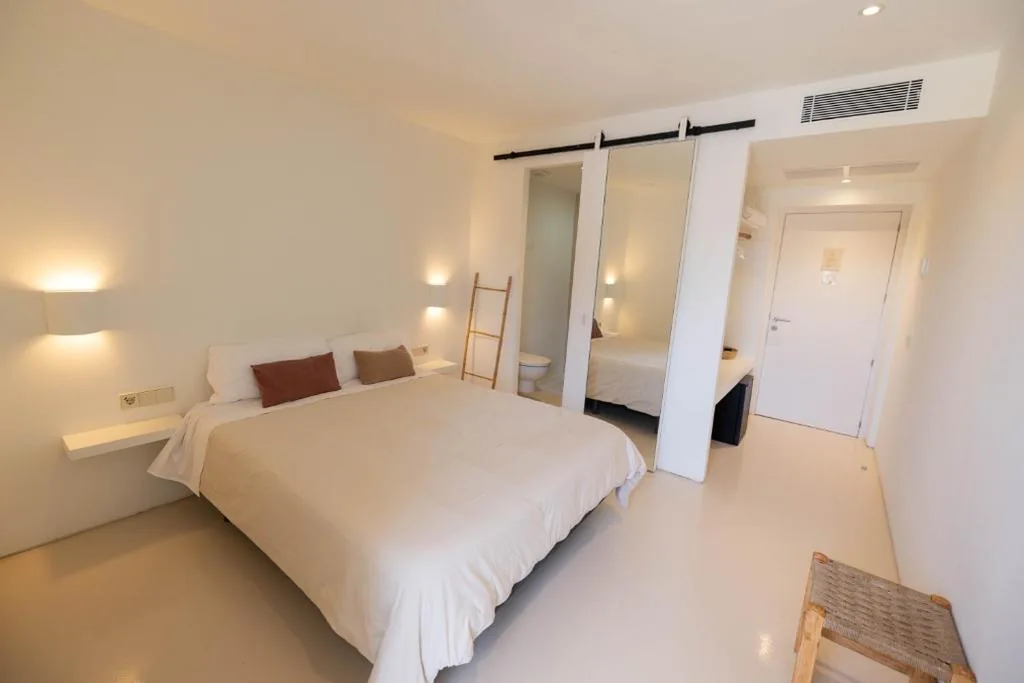 Habitación Doble Deluxe con balcón — Ses Arcades