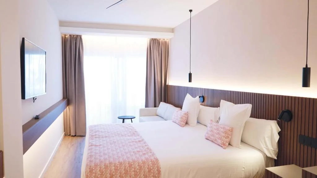 Habitación Doble - 1 o 2 camas — Seth Port Ciutadella