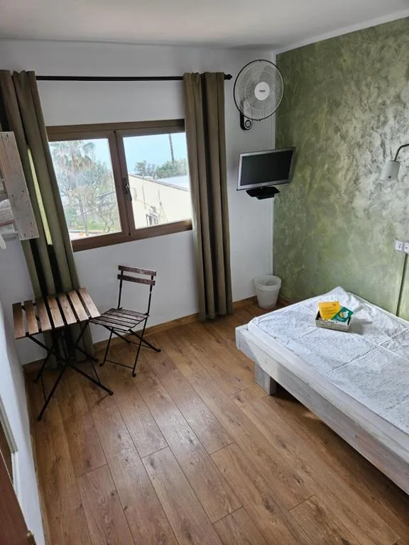 Camera singola — SEVEN Hostal