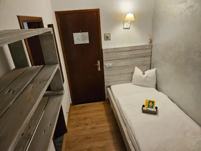 SEVEN Hostal — foto 11