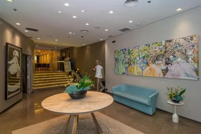 SH Colón Valencia — Foto 3